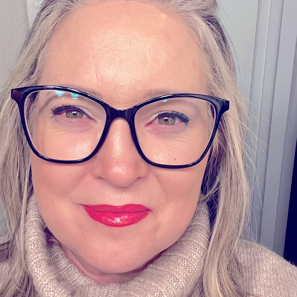 Meet your Posher, Jenny